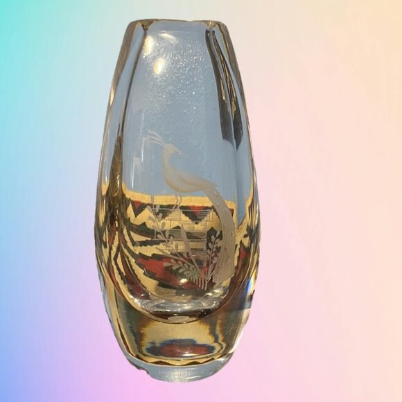 vase - Picture 2 of 2